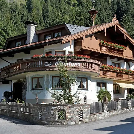 Montana Hotel